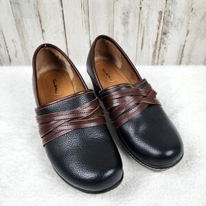 Thom McAn Leather Casper Clogs Black Size 8